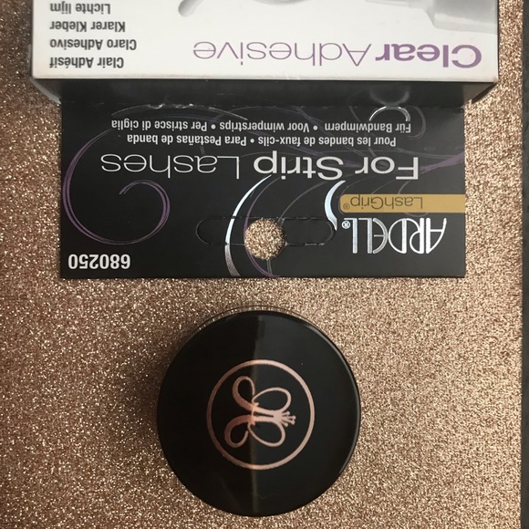 Makeup - Picture 5 of 5